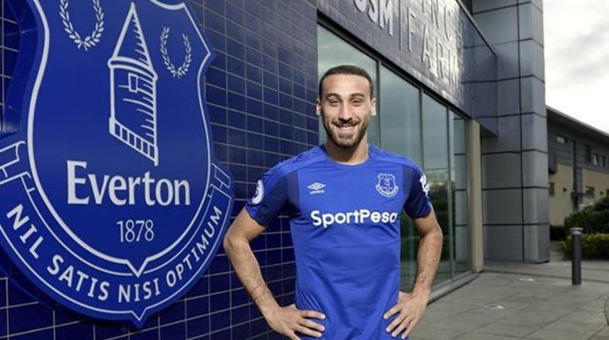 Cenk Tosun Tottenham ma&ccedil;ının kadrosunda olacak