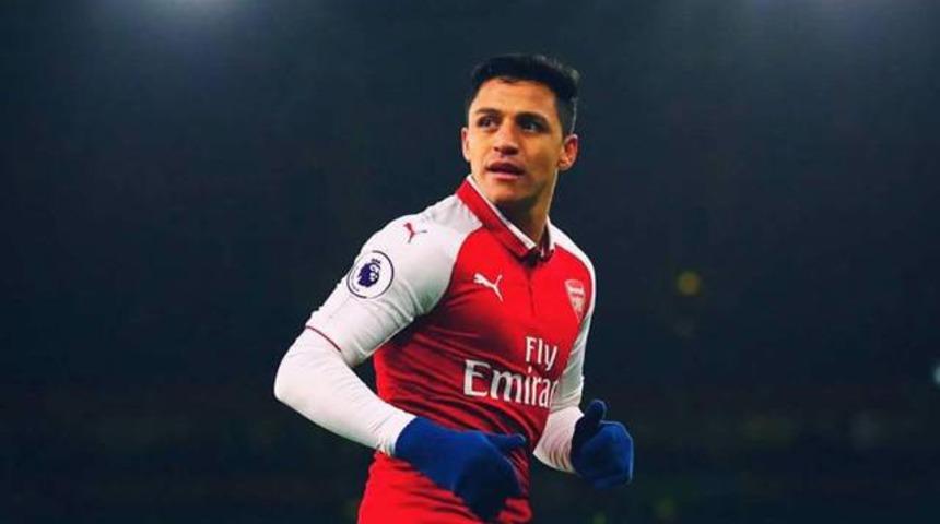 Manchester ekipleri ile anılan Alexis Sanchez kadro dışı!