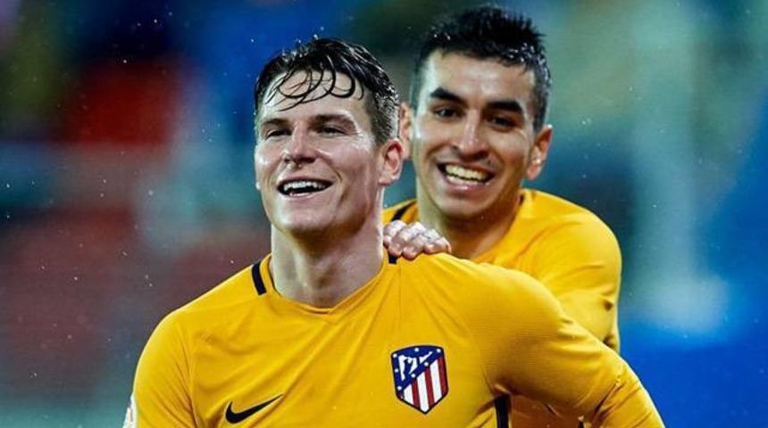 Fenerbah&ccedil;e'nin g&ouml;z&uuml; Correa ve Gameiro'da