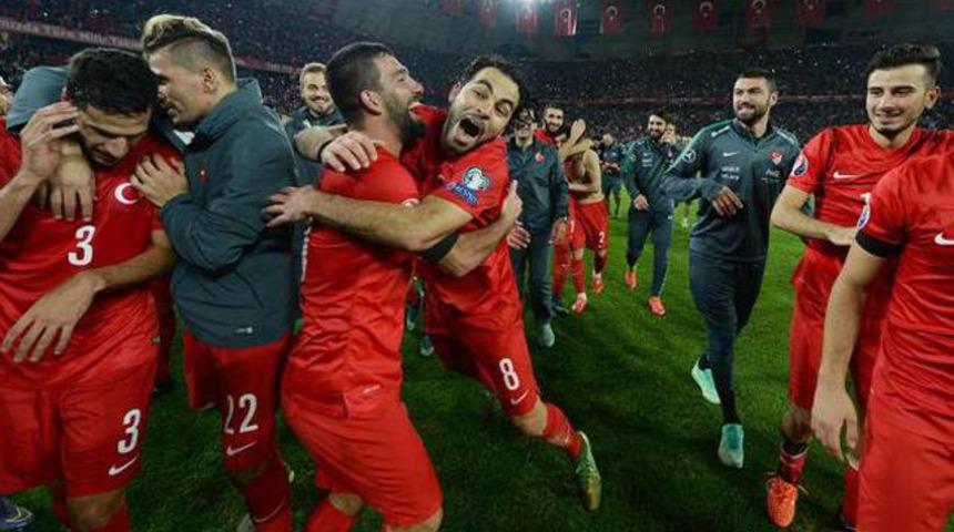 Arda Turan, Sel&ccedil;uk İnan'ı sildi, Muslera da Arda'yı!