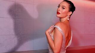 Melis Sezen bu sefer transparan tercih etti! Göğüs detayı dikkat çekti