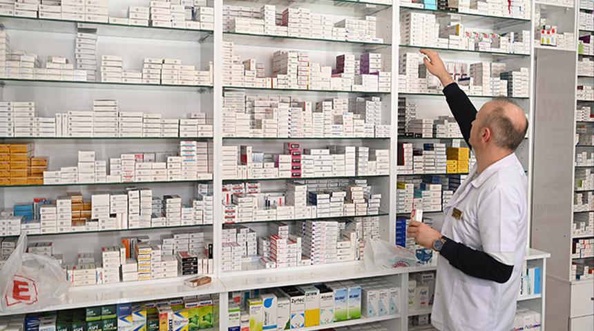 Yeni döneme adım atıldı: Verileriniz sisteme tek tek işlenecek! Eczaneden doktor ekranına...