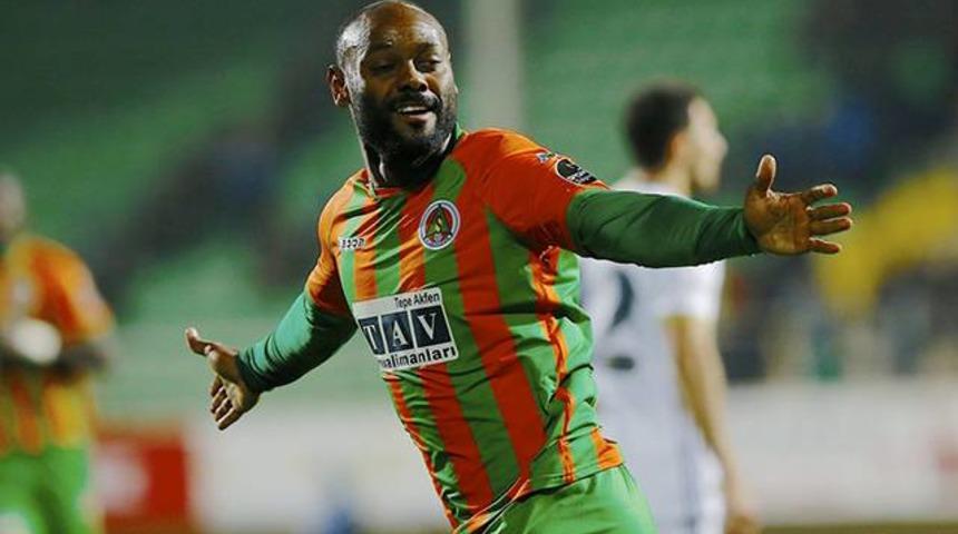 Beşiktaş Vagner Love'u listesine aldı