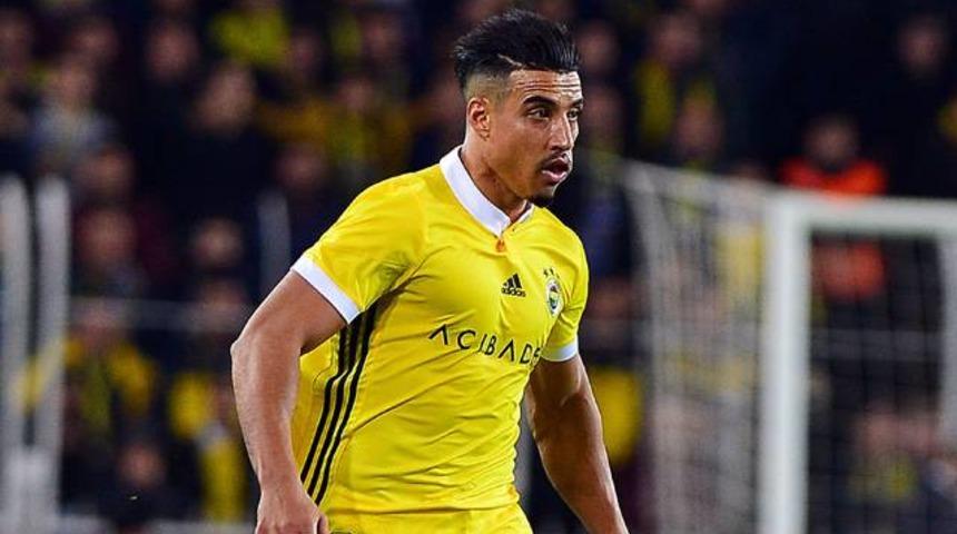 Fenerbah&ccedil;e taraftarlarından Dirar tepkisi!