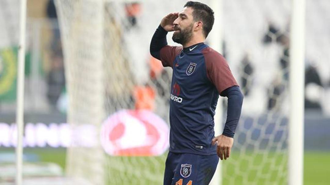 Arda Turan gol sevincini asker selamıyla yaşadı