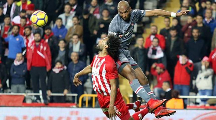 Halis &Ouml;zkahya Babel'in pozisyonunu iptal etti, Beşiktaşlılar &ccedil;ıldırdı!