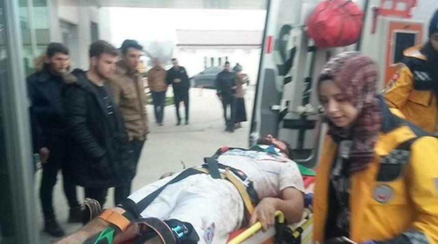 Amat&ouml;r k&uuml;me ma&ccedil;ında iki futbolcu hastanelik oldu