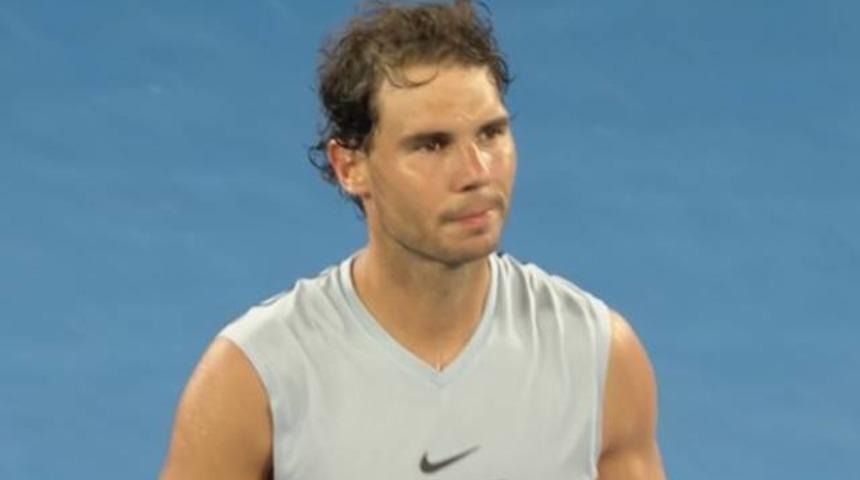 Rafael Nadal sakatlanarak Avusturalya A&ccedil;ık'a veda etti