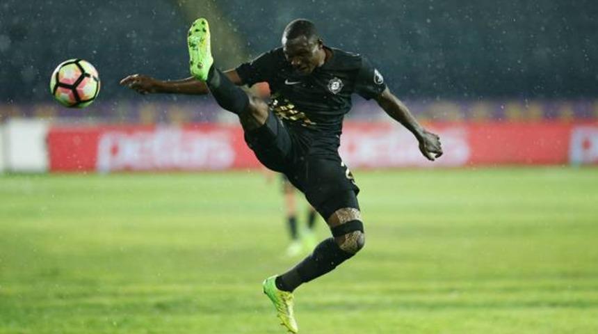 Galatasaray'da son çare Umar Aminu