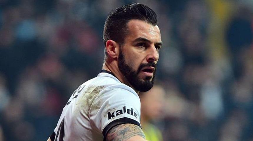  Alvaro Negredo Fenerbah&ccedil;e'ye mesaj g&ouml;nderdi