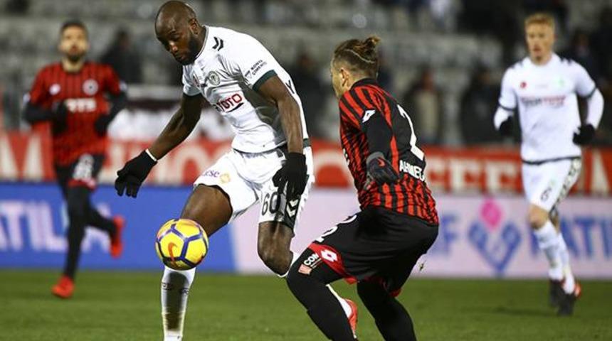 Yatabare'nin &ccedil;enesi kırıldı!