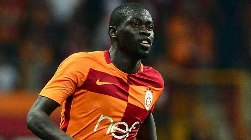 Galatasaray'da Badou Ndiaye kamptan ayrıldı