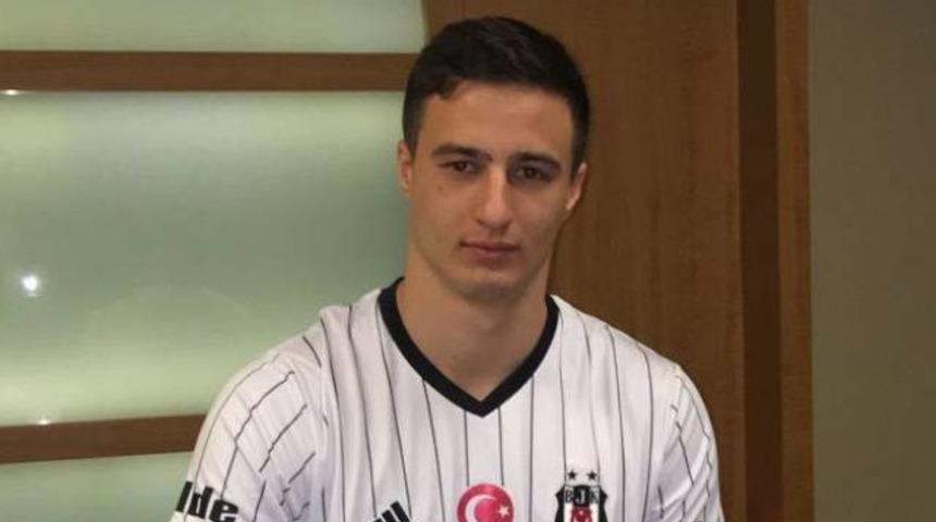 Beşiktaş, Mitrovic ayrılığını KAP'a bildirdi