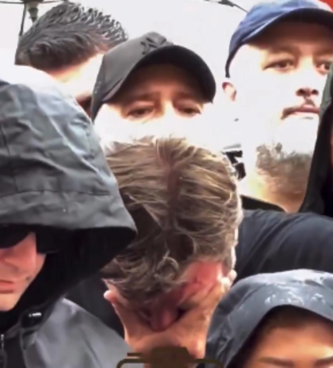 Halit Yukat a veda... Acılı eş tabuta sarıldı, Kıvanç Tatlıtuğ cenazede gözyaşlarını tutamadı 6