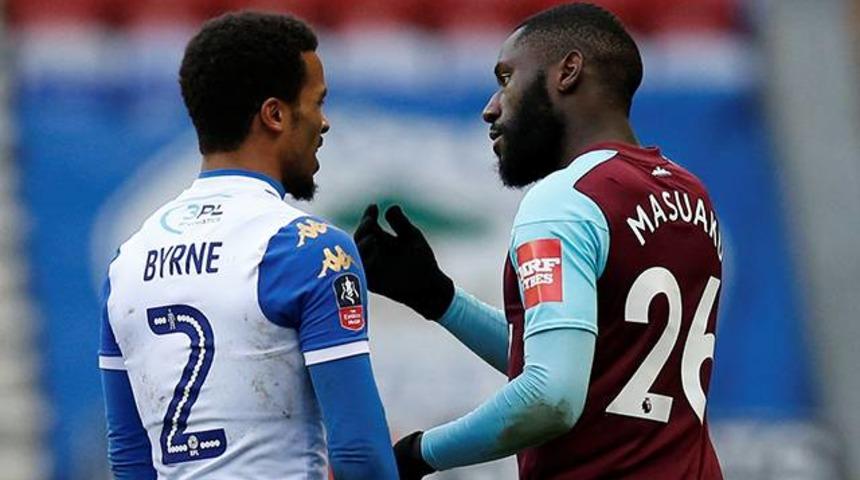 Rakibine t&uuml;k&uuml;ren Masuaku'ya 6 ma&ccedil; ceza