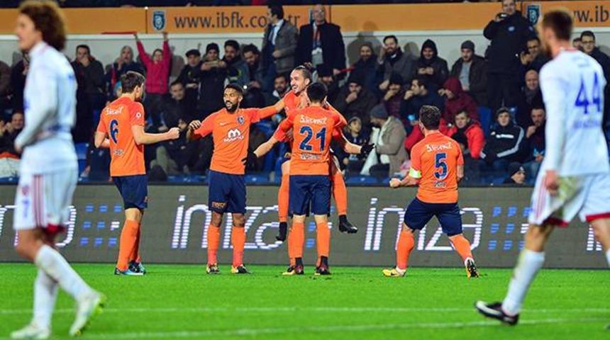 Medipol Başakşehir 5 - 0 Kardemir Karab&uuml;kspor (19. hafta puan durumu)