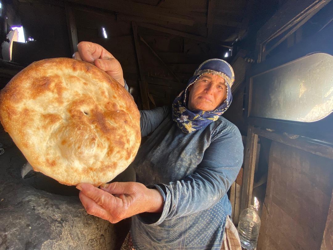 Gitmeye korkuyorlar ama tadına bayılıyorlar! Adı çıktı ama  Misafirperveriz  Tanesi 20 TL, içinde sadece 2 madde var 3