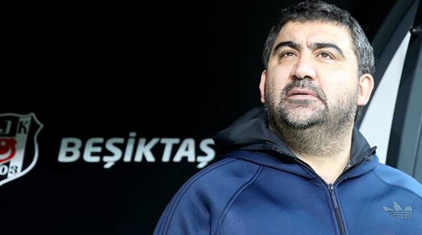 &Uuml;mit &Ouml;zat: 'Fenerbah&ccedil;e'yle kafayı bozmuşlar'