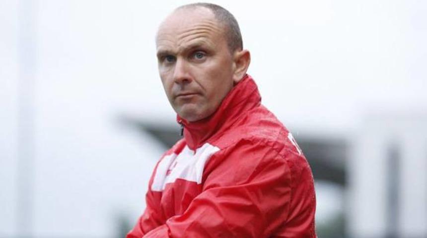 Crystal Palace'ta taciz skandalı! Gary Issott... 