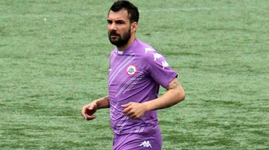 Engin Baytar'dan alkışlanan hareket