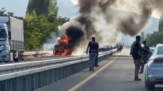 Yer: Elazığ! Seyir halindeki otomobil alev aldı