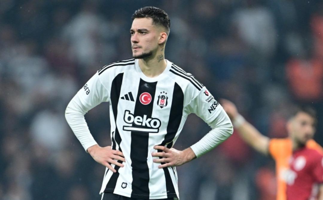 SON DAKİKA: Ezeli rakipler arasında bir transfer daha! Beşiktaş tan Trabzonspor a gitti... Ernest Muçi resmen Bordo-mavililer de 2