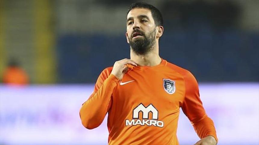 Galatasaray taraftarından Arda Turan'a şok k&uuml;f&uuml;rler