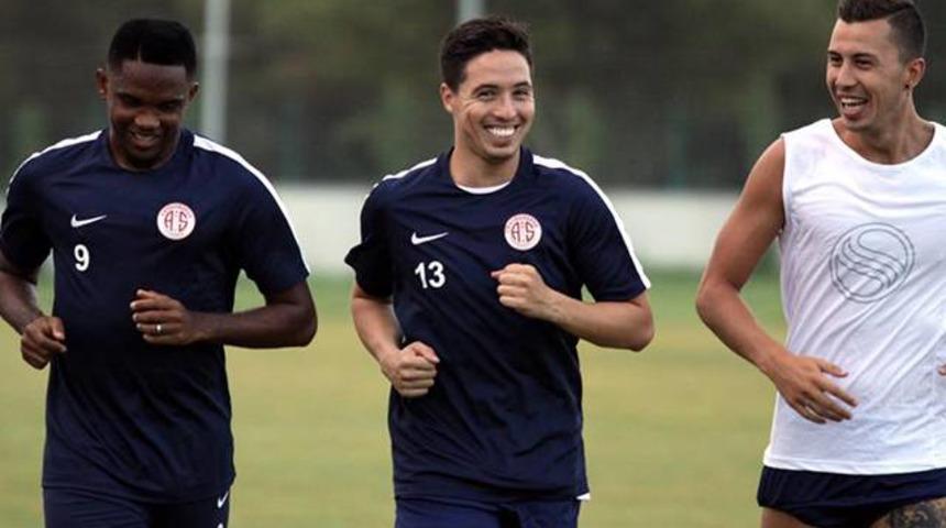 Benevento Samir Nasri'nin peşinde
