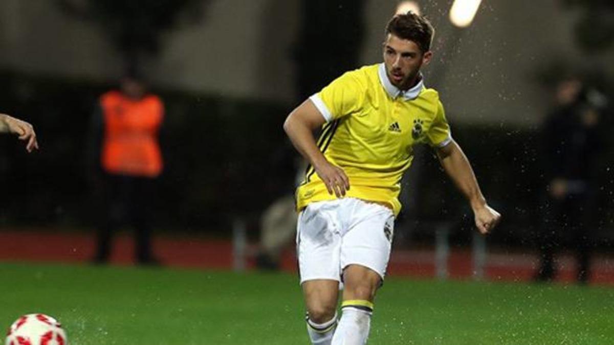  Fenerbah&ccedil;e'nin yeni sol beki Serhat Kot