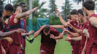 Trabzonspor’un yeni transferi Ernest Muçi ilk antrenmanına çıktı