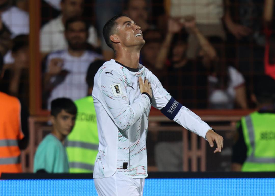 40 yaşındaki Cristiano Ronaldo gençlere nazire yapıyor! Çıktığı maçta yine 2 tane attı 1