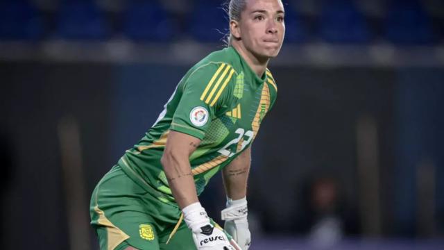 Arjantinli kaleci Chaves, Fenerbahçe arsaVev için İstanbul'a gelecek