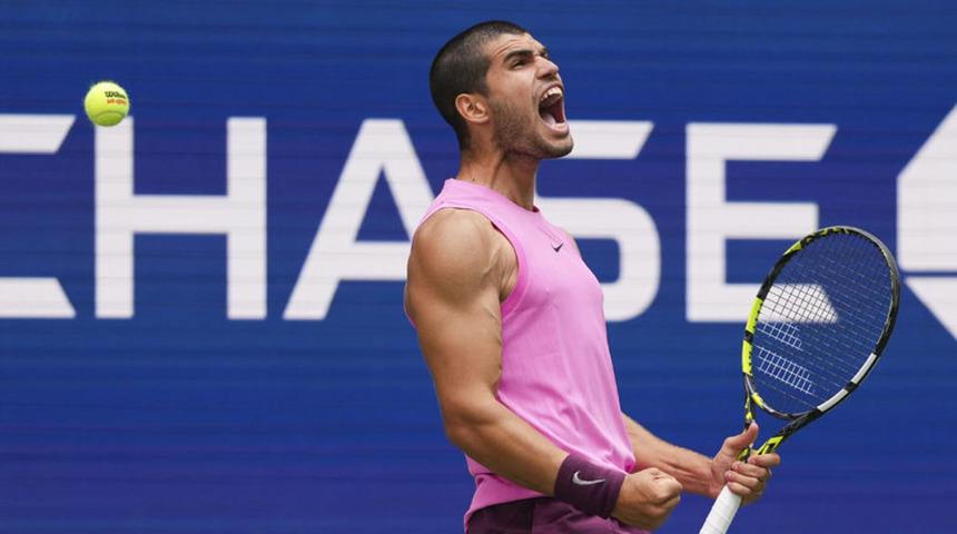 ABD A&ccedil;ık'ta Djokovic'i yenen Alcaraz finale &ccedil;ıktı