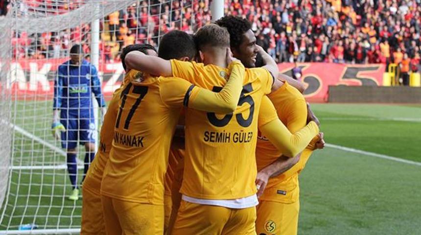 Eskişehirspor 3 - 1 Akın &Ccedil;orap Giresunspor