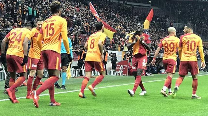 Gomis, Feghouli ve Garry Rodrigues Galatasaray'ı sırtlıyor