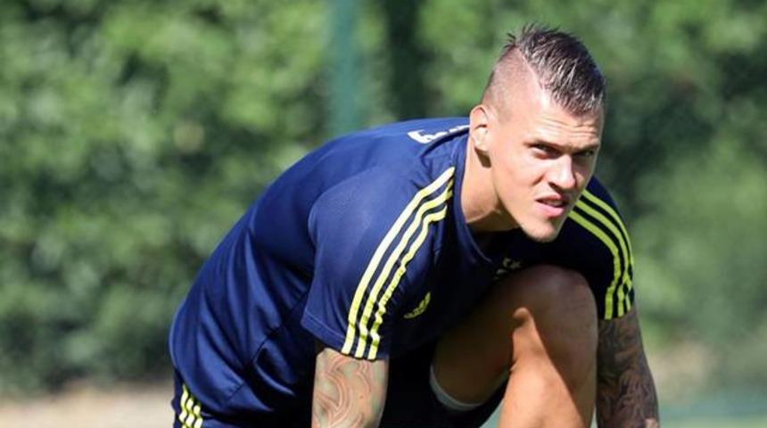 Martin Skrtel pazartesi takımla &ccedil;alışmalara başlıyor