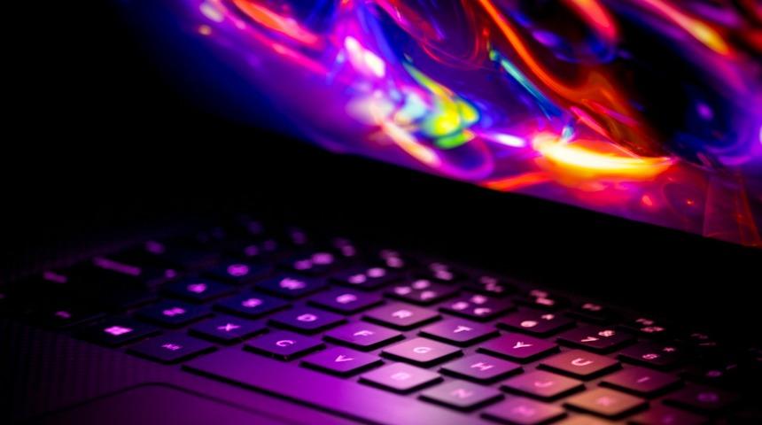 Laptop klavye ışığı nasıl açılır? Laptop klavye ışığı açma yöntemleri