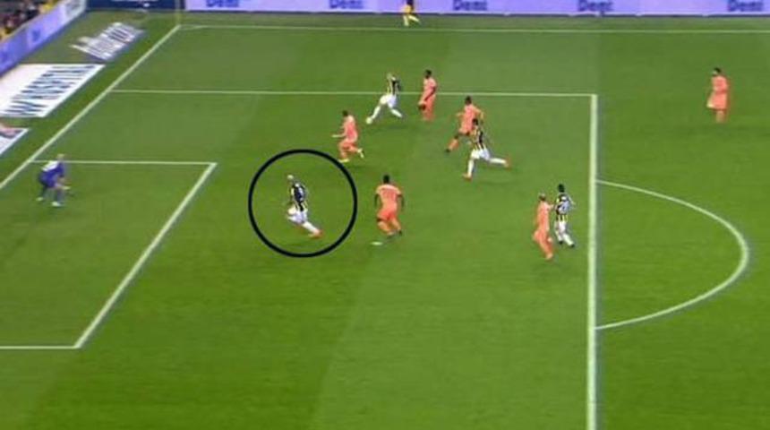 Fernandao'nun Alanyaspor'a attığı gol 32 cm ofsayt &ccedil;ıktı