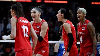 Nefesler tutuldu! Filenin Sultanları İtalya karşısında