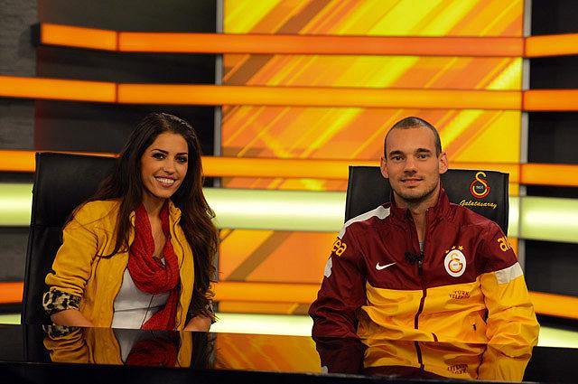 yolanthe-sneijder.jpg