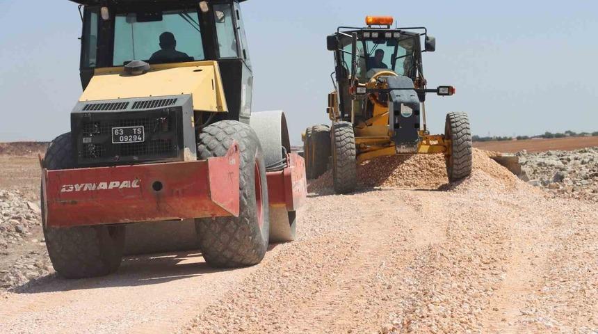 Büyükşehir Siverek’te yol atağına geçti!