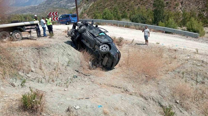 Konya-Antalya yolunda feci kaza: 1 ölü, 1 yaralı