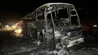 Van'da seyir halindeki yolcu otobüsü yandı!