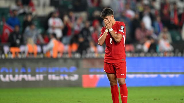 60 yıl sonra 6-0! 1965 yılından sonra tarihi bozgun... Montella’nın koltuğu sallantıda!