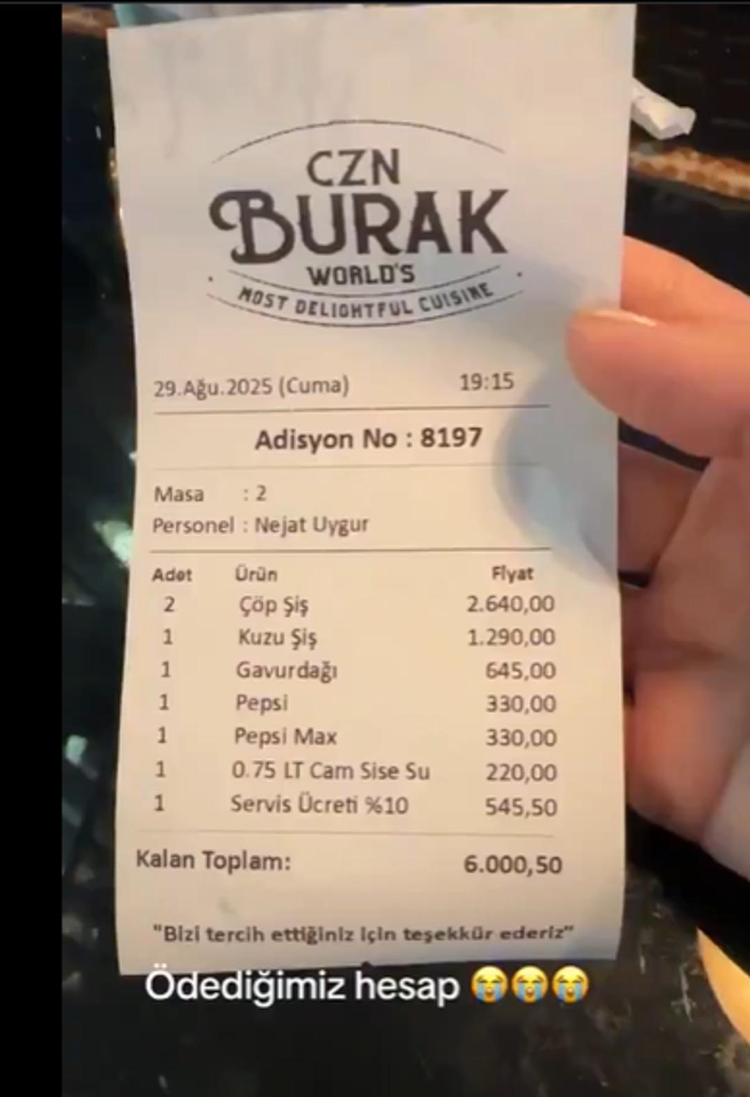 CZN Burak ın restoran fişi ortaya çıktı! Adisyondaki fiyatlar tartışma yarattı! Bakın ne kadar hesap ödediler 2