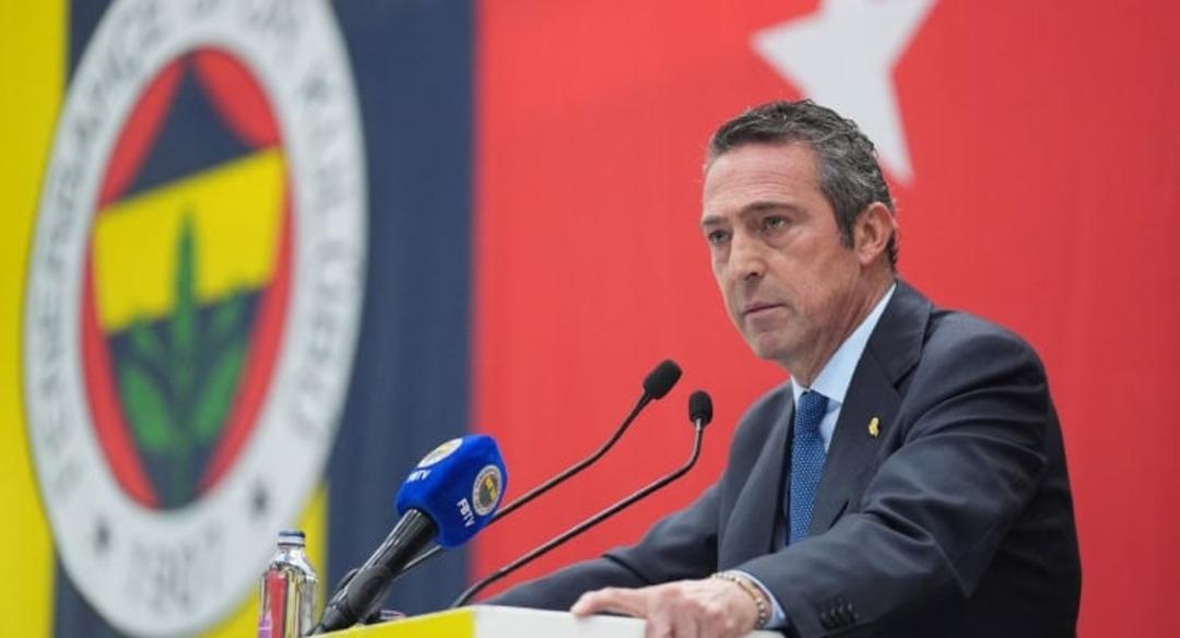 Fenerbahçe de yeni teknik direktör belli oluyor! Başkan Ali Koç ibreyi Domenico Tedesco’ya çevirdi... 4