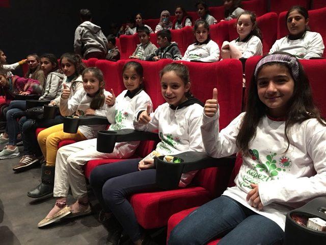 Kepez başarılı &ouml;ğrencileri &ouml;d&uuml;llendiriyor 3