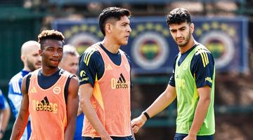 Kadro dışı kararı sonrası olanlar oldu! Fenerbahçe'nin yıldızından gizemli paylaşım... Kimse ne olduğunu anlamadı