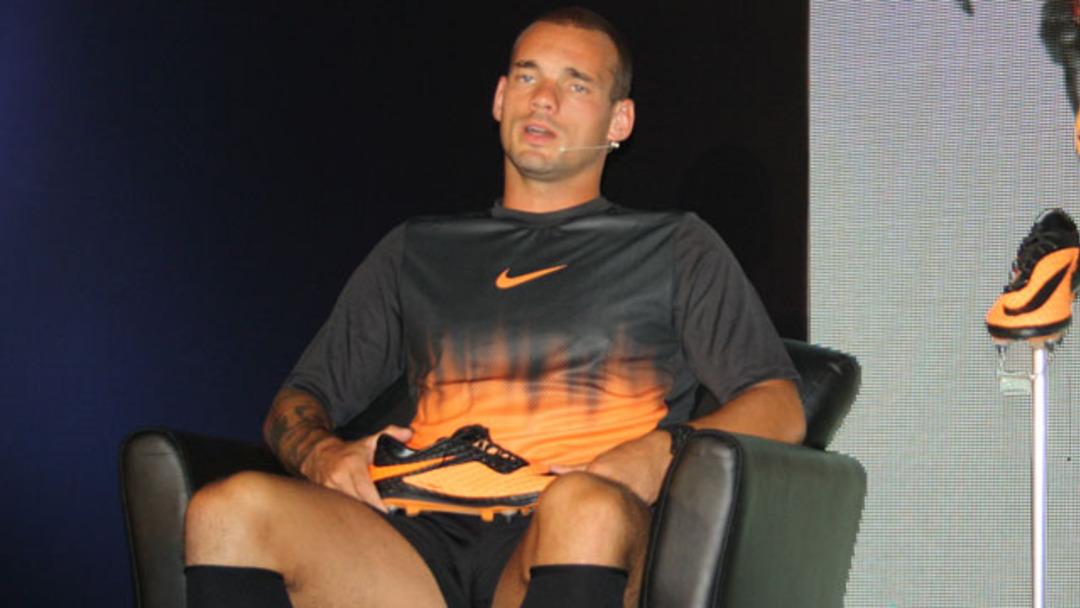 Sneijder'den &ouml;zel tanıtım!
