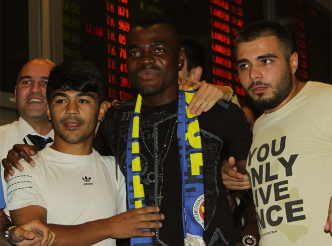 Emenike İstanbul'da